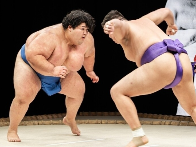 The Sumo Show HIRAKUZA